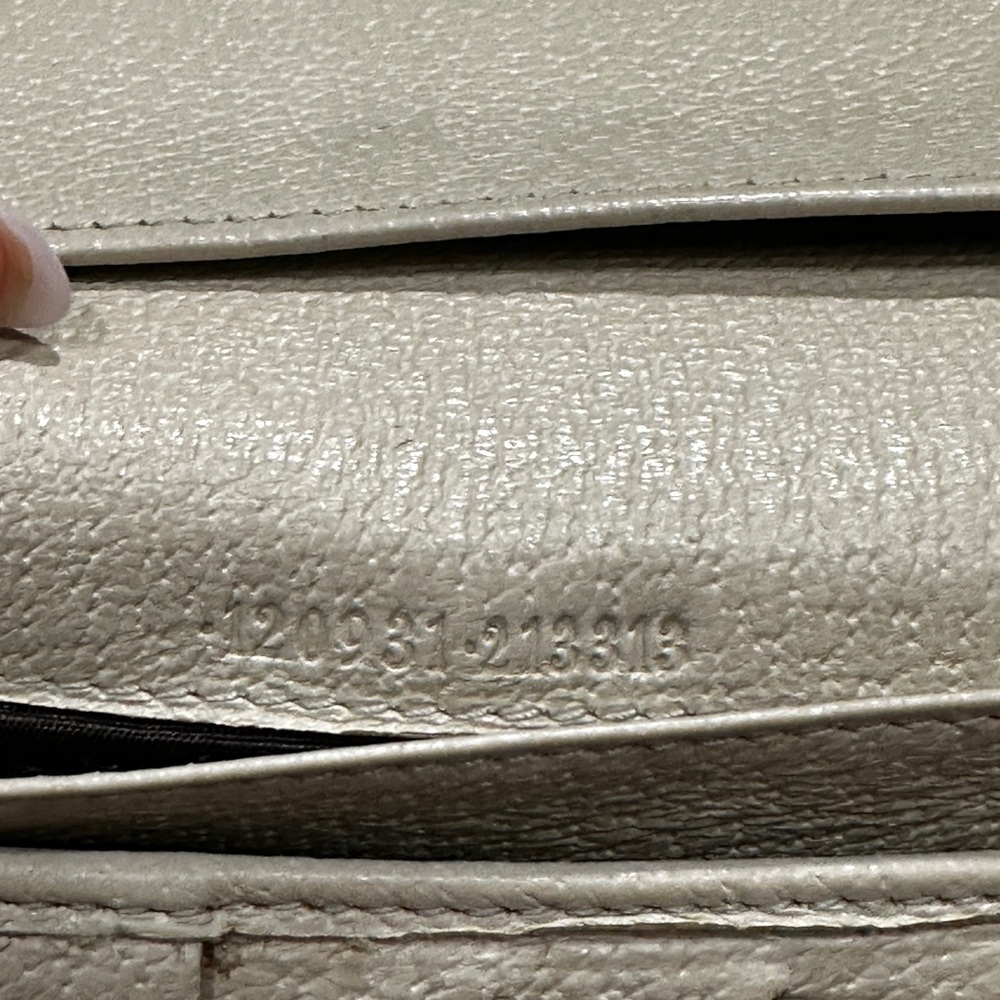 Gucci Brown GG Supreme Canvas Wallet with Gold-Tone Snap Vintage - Picture 10 of 12
